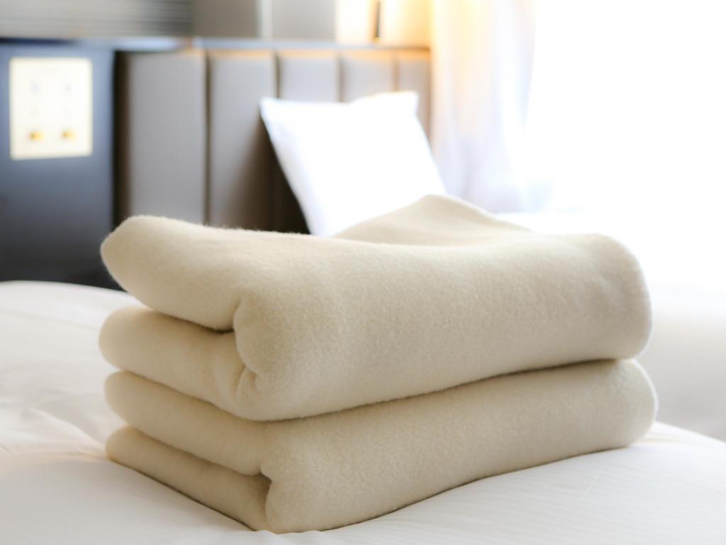 Apa Hotel Tsubamesanjo Ekimae מראה חיצוני תמונה