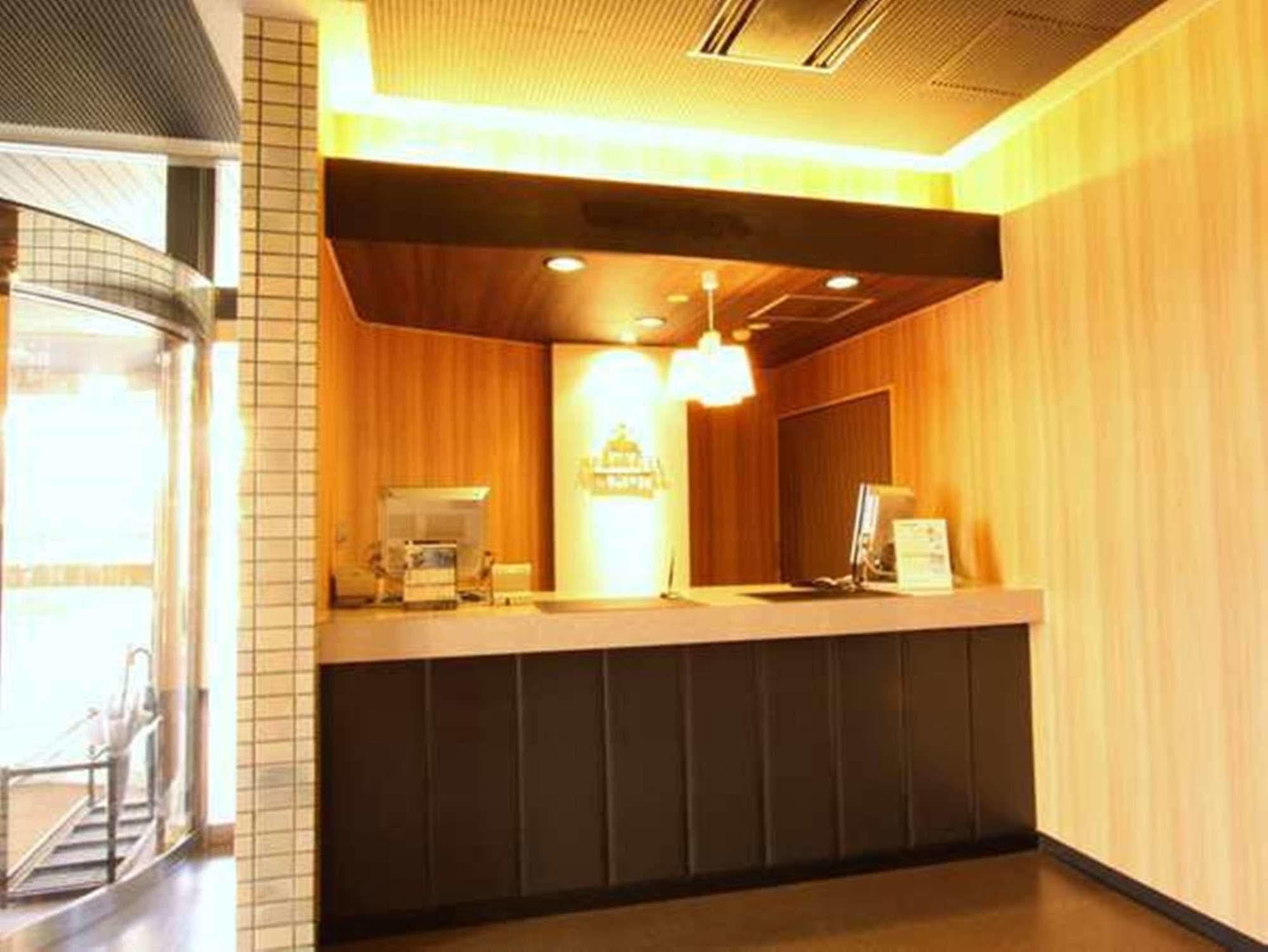 Apa Hotel Tsubamesanjo Ekimae מראה חיצוני תמונה
